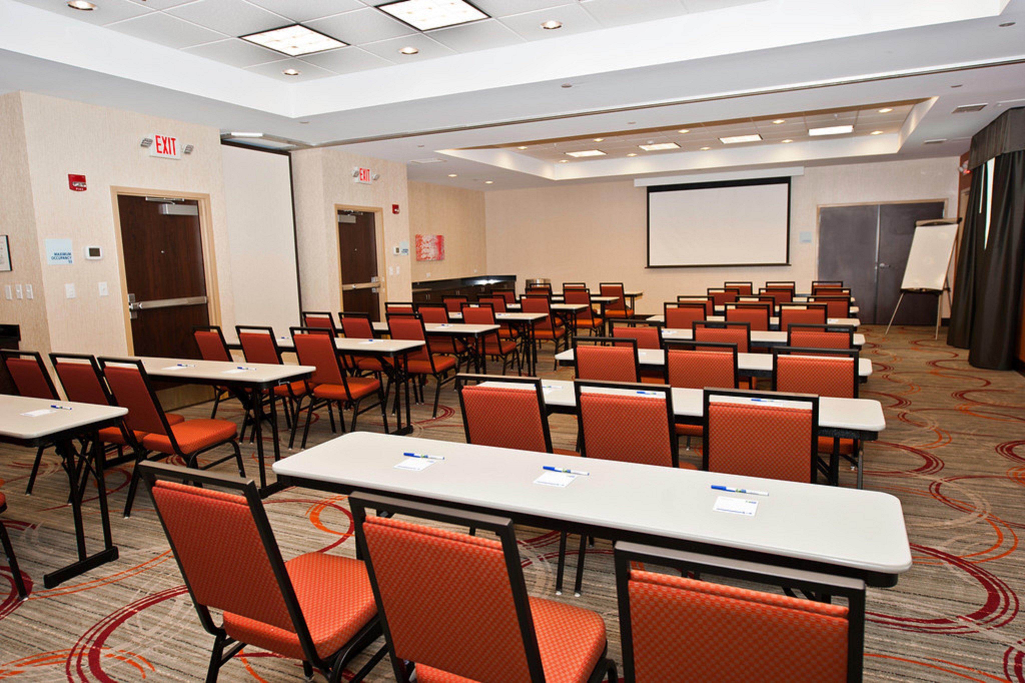 Holiday Inn Express & Suites Columbus - Easton Area By Ihg Gahanna Afaceri foto